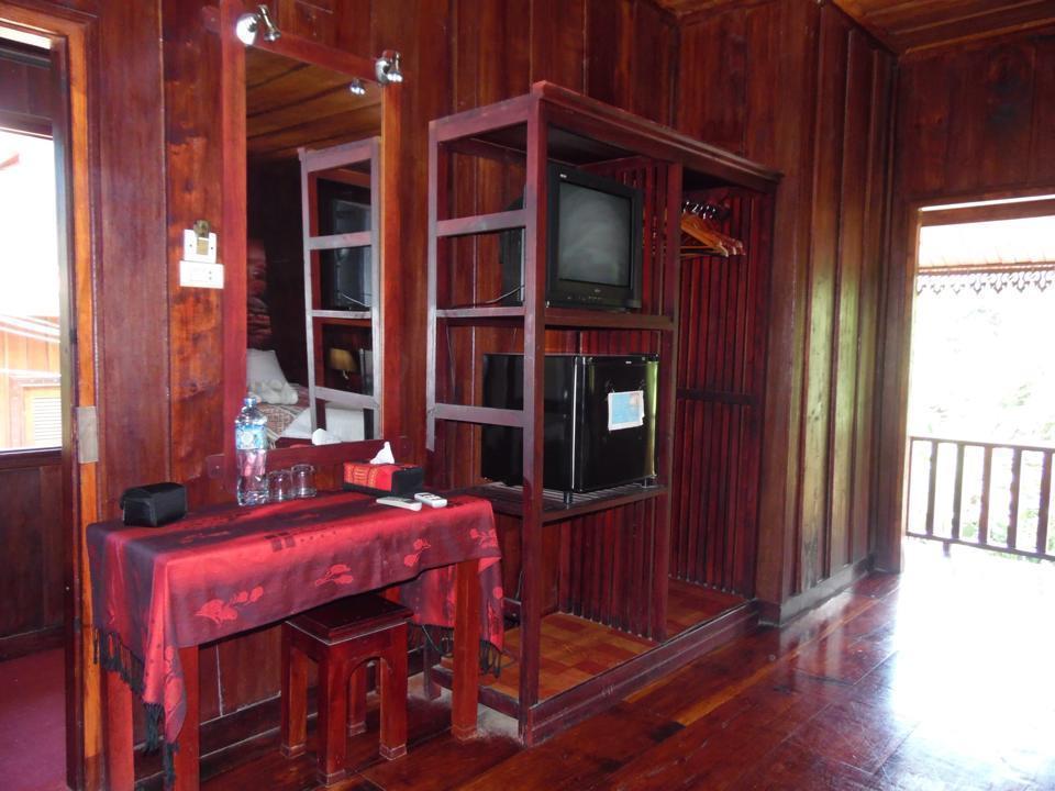 Riverside Guesthouse Luang Prabang Exterior photo