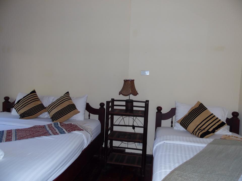 Riverside Guesthouse Luang Prabang Exterior photo